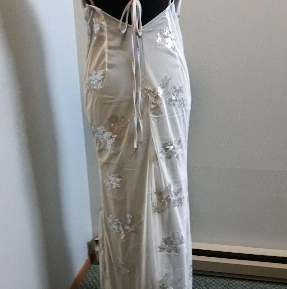 Formal maxi dress - Picture 6 of 8